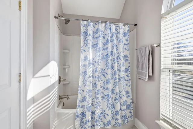 $300,000 | 102 Dogwood Trail, Chickamauga, GA 30707