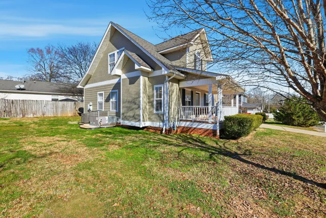 $300,000 | 102 Dogwood Trail, Chickamauga, GA 30707