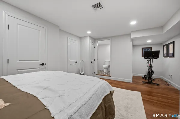 $539,900 | 323 Sterling Drive, Unit 323, Newington, CT 06111