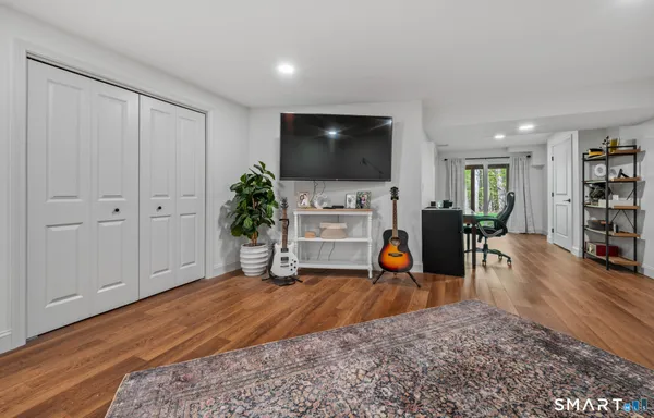 $539,900 | 323 Sterling Drive, Unit 323, Newington, CT 06111