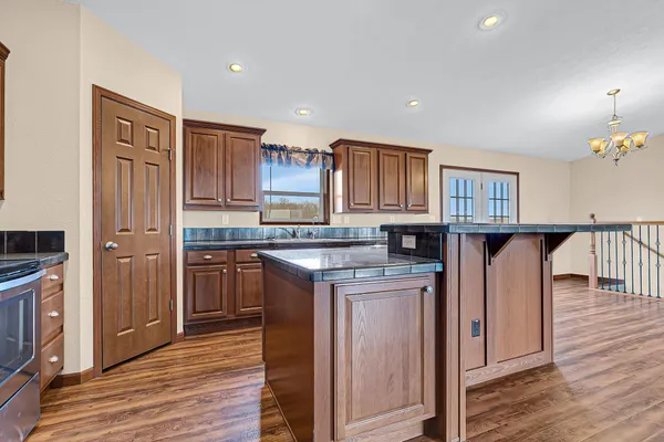 $675,000 | 58078 360th Street, Eden Valley, MN 55329
