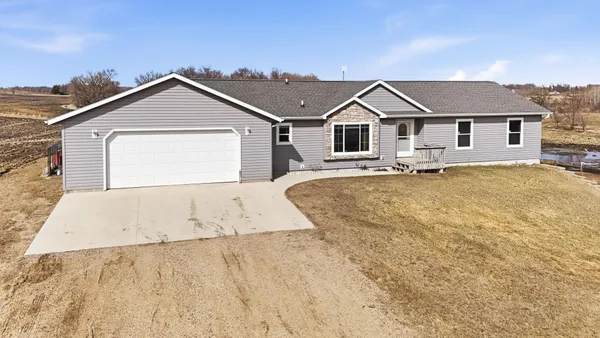 $675,000 | 58078 360th Street, Eden Valley, MN 55329