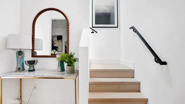 $1,450,000 | 741 North Gramercy Place, Los Angeles, CA 90038