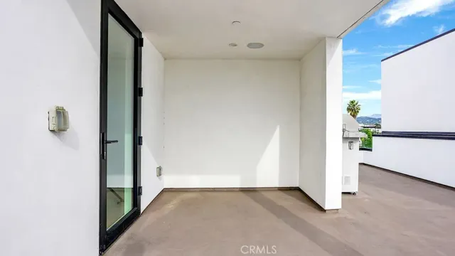 $1,450,000 | 741 North Gramercy Place, Los Angeles, CA 90038