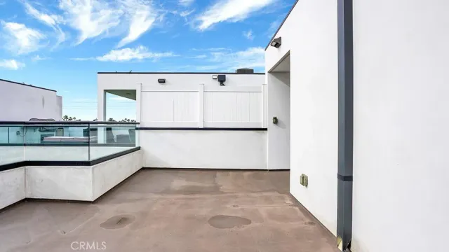 $1,450,000 | 741 North Gramercy Place, Los Angeles, CA 90038
