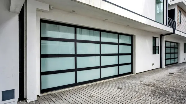 $1,450,000 | 741 North Gramercy Place, Los Angeles, CA 90038