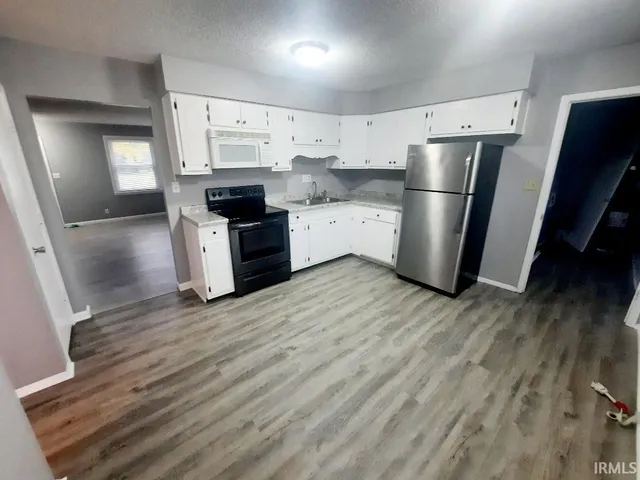 $1,200 | 3206 West Cypress Drive, Muncie, IN 47304