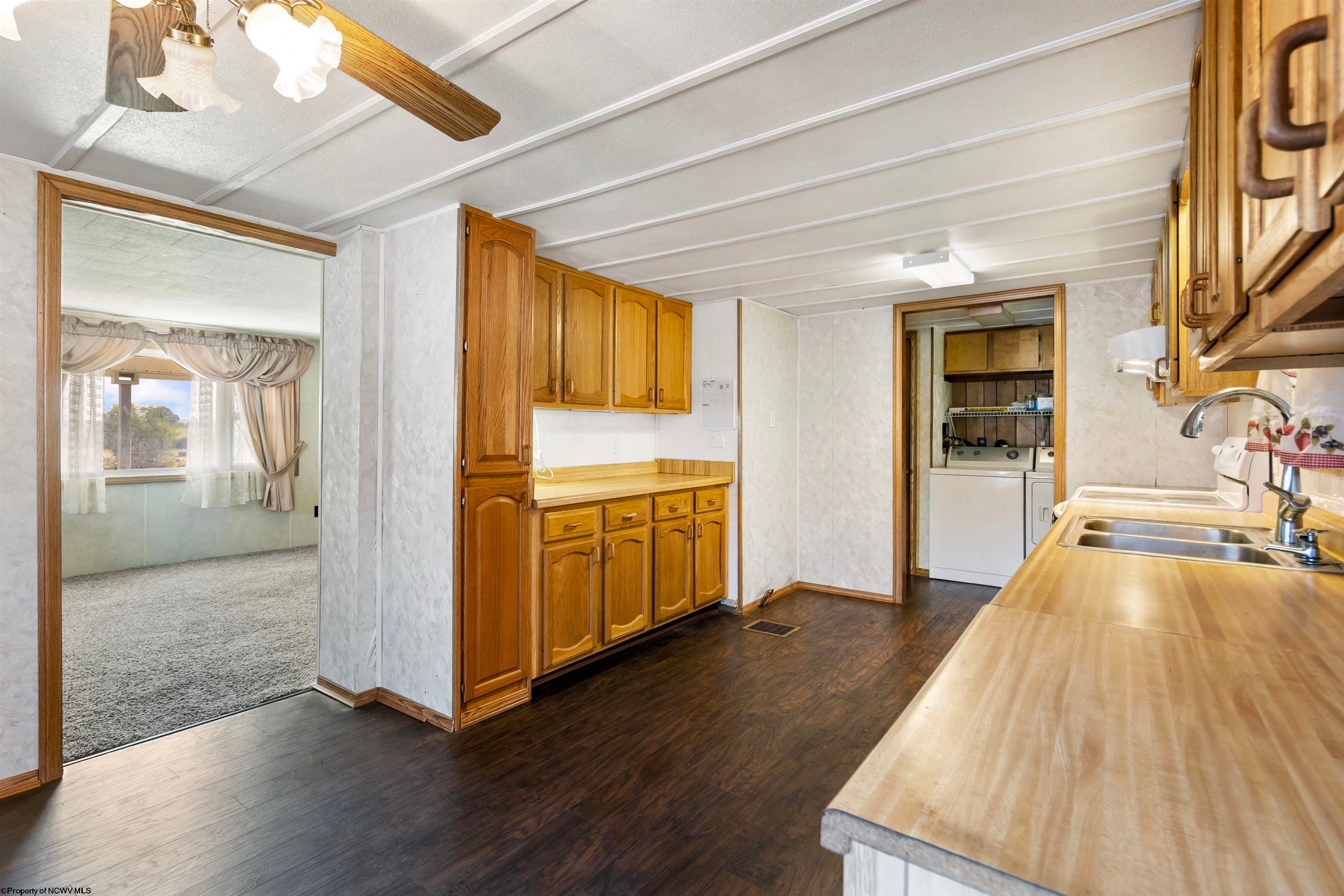 1526 Zinn Chapel Road Reedsville, WV 26547 - Photo 15 of 48 Gallery Image 15