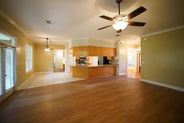 $3,000 | 352 Meadow Ridge Drive, Tallahassee, FL 32312