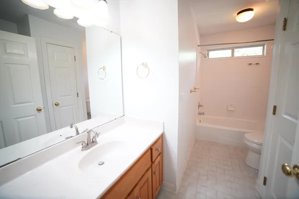 $3,000 | 352 Meadow Ridge Drive, Tallahassee, FL 32312