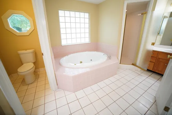 $3,000 | 352 Meadow Ridge Drive, Tallahassee, FL 32312