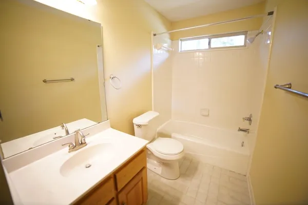 $3,000 | 352 Meadow Ridge Drive, Tallahassee, FL 32312