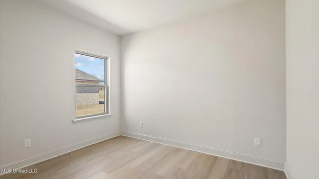 $314,900 | 712 Honeysuckle Loop, Canton, MS 39046