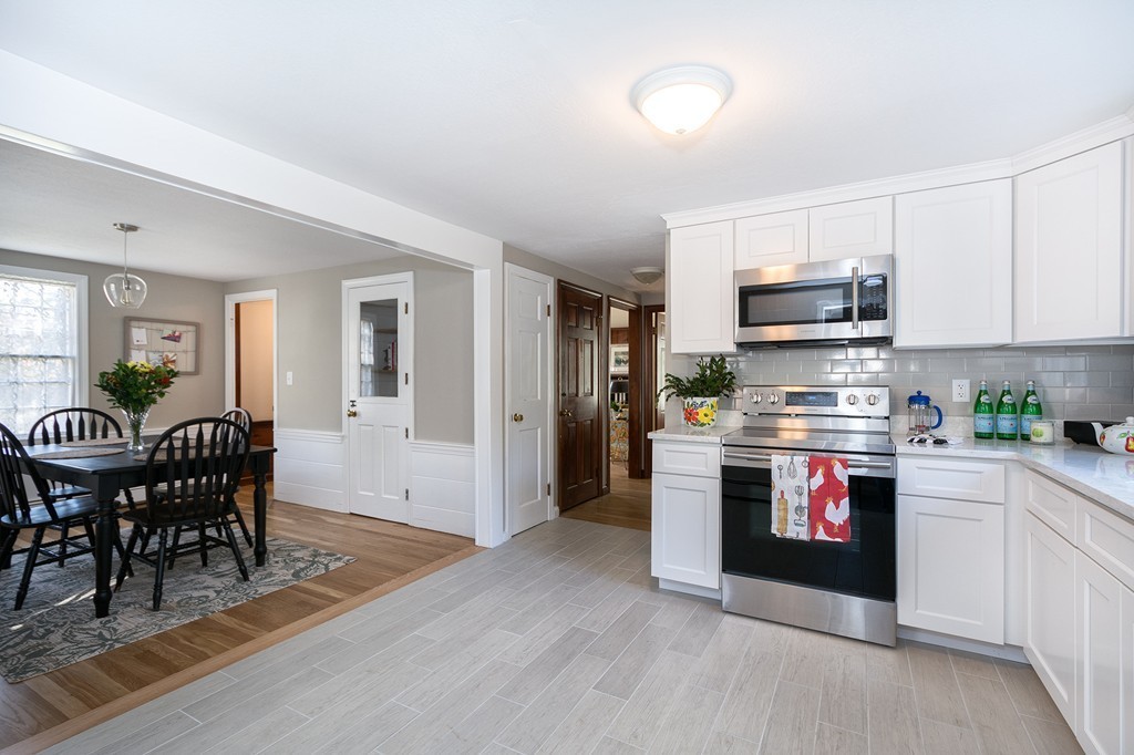 64 Cornet Stetson Road Scituate, MA 02066 - Photo 4 of 27 Gallery Image 4