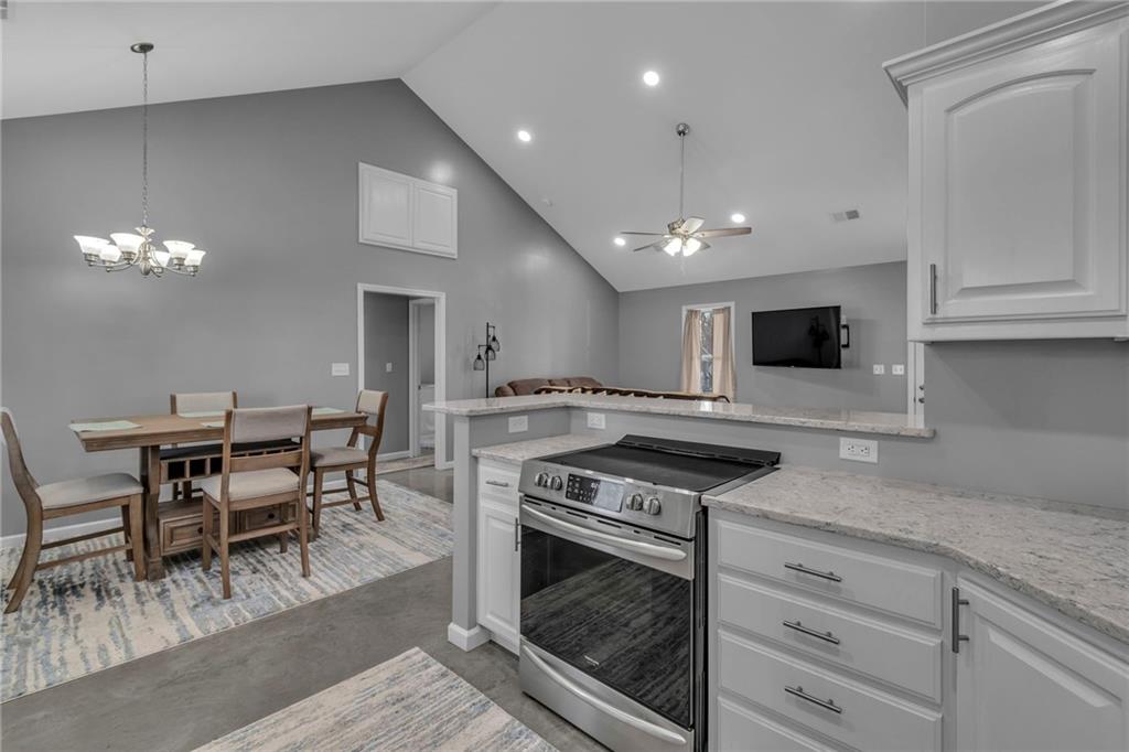 330 High Street Cameron, MO 64429 - Photo 9 of 24