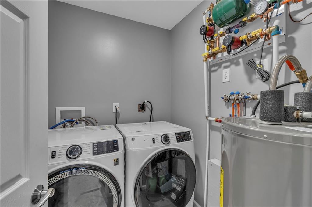 330 High Street Cameron, MO 64429 - Photo 10 of 24