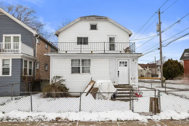 $189,900 | 74 Houston Street, Buffalo, NY 14220