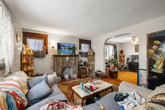 $189,900 | 74 Houston Street, Buffalo, NY 14220