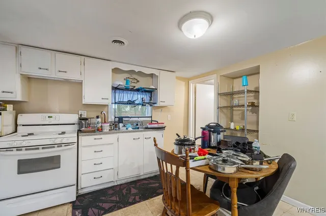 $189,900 | 74 Houston Street, Buffalo, NY 14220