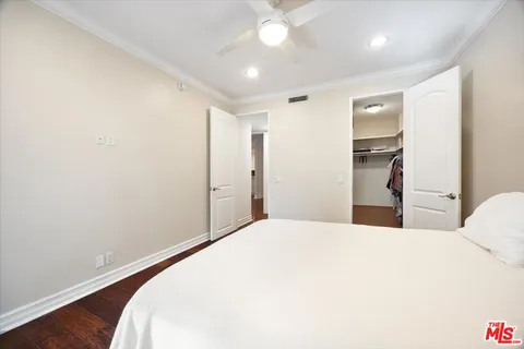 $799,000 | 4949 Genesta Avenue, Unit 201, Encino, CA 91316