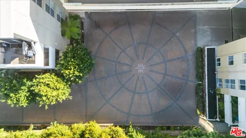 $799,000 | 4949 Genesta Avenue, Unit 201, Encino, CA 91316