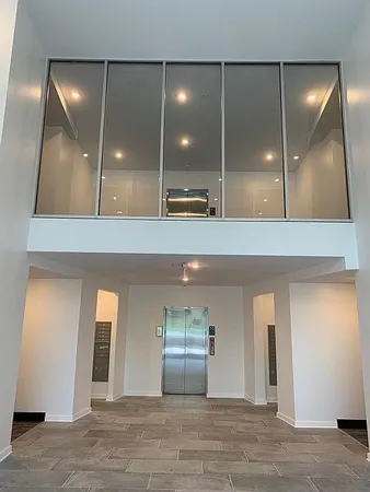 a view of a lobby area
