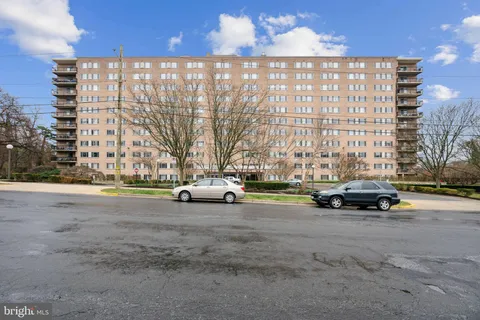 $175,000 | 1900 Lyttonsville Road, Unit 1017, Silver Spring, MD 20910