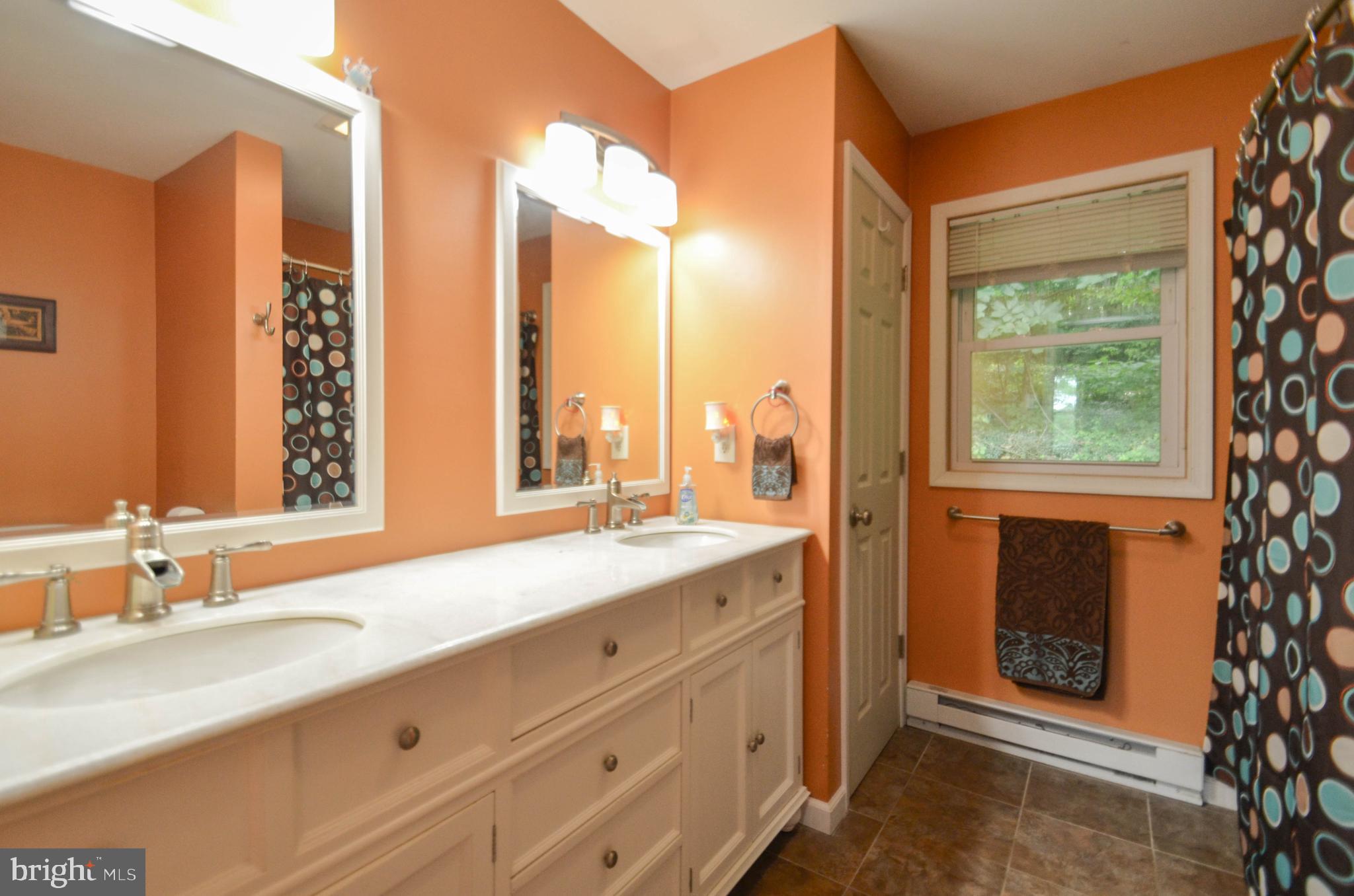 4805 Shimerville Road Emmaus, PA 18049 - Photo 11 of 31 Gallery Image 11