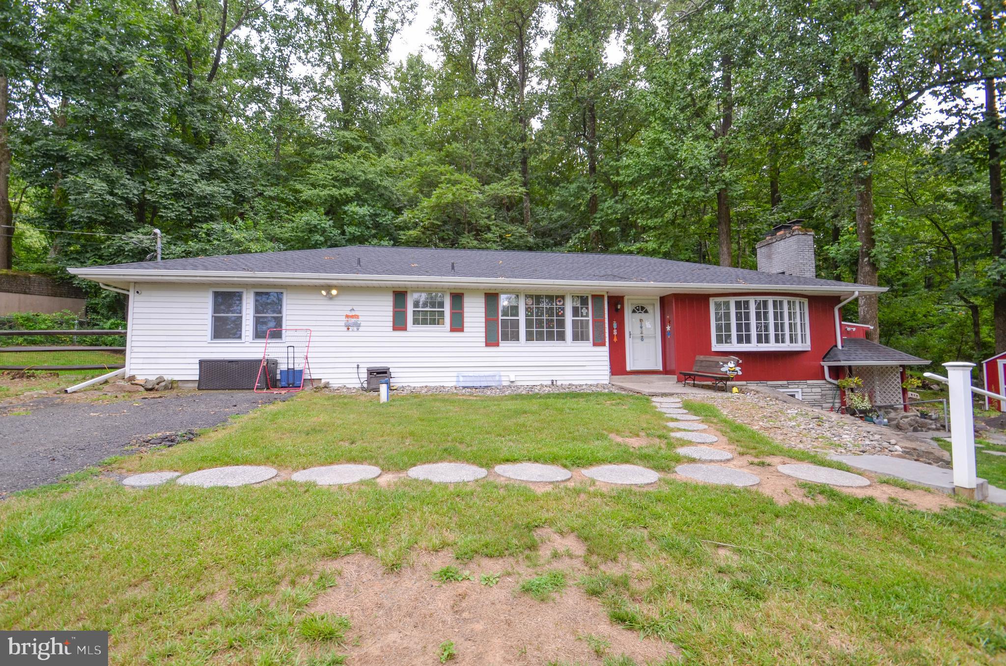 4805 Shimerville Road Emmaus, PA 18049 - Photo 2 of 31 Gallery Image 2