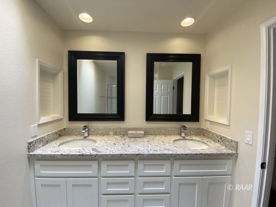 109 West Smoke Tree Avenue Ridgecrest, CA 93555 - Photo 12 of 32 Gallery Image 12