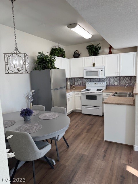 2030 Rancho Lake Drive, Unit 201 Las Vegas, NV 89108 - Photo 3 of 15