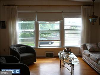 1521 Ripley Street Philadelphia, PA 19111 - Photo 3 of 8 Gallery Image 3
