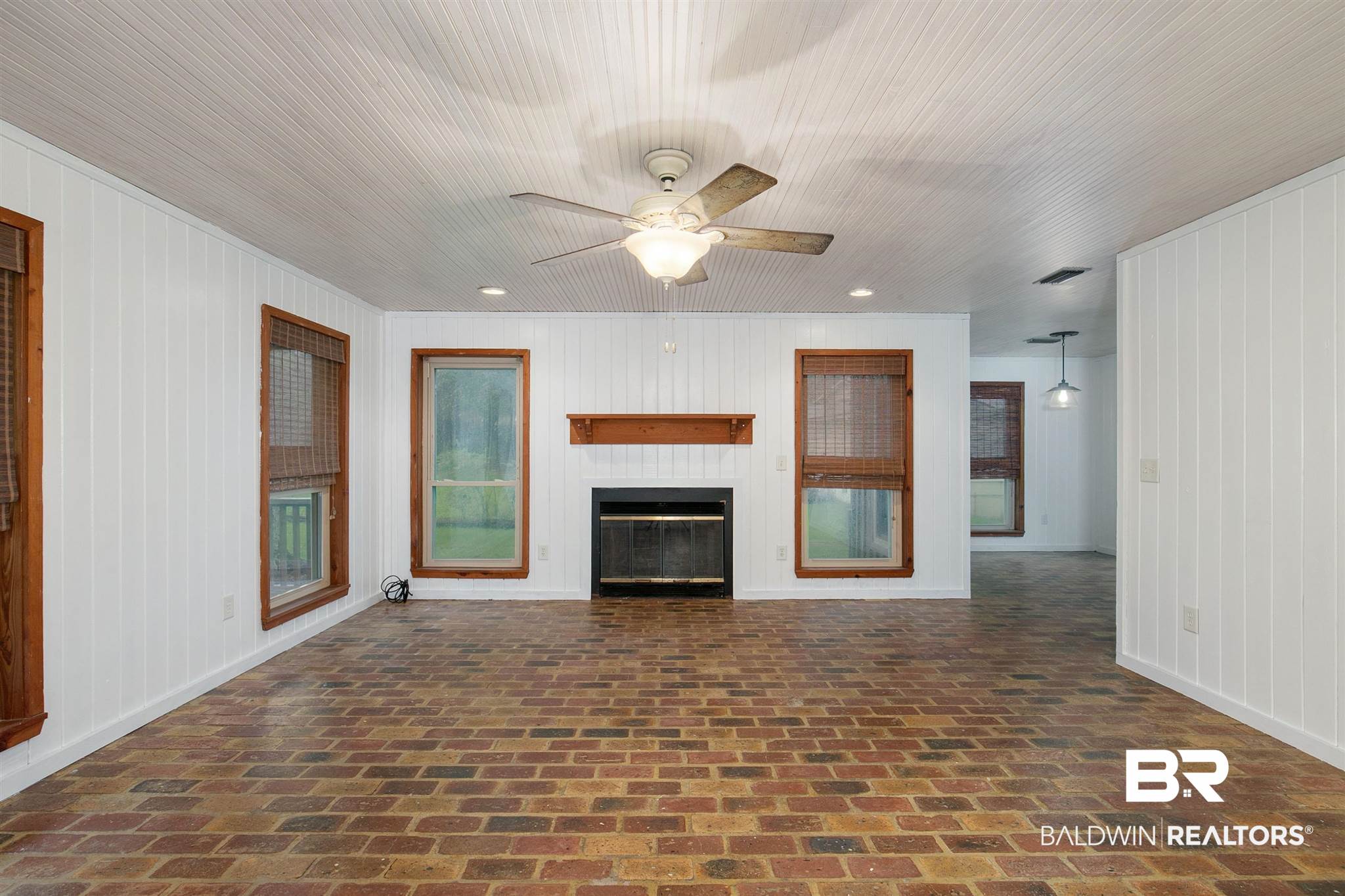 7850 Wenzel Road Foley, AL 36535 - Photo 4 of 20 Living Room