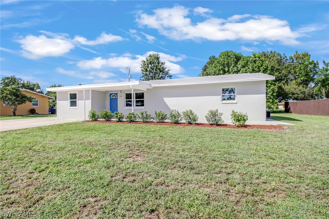 305 Jersey Road West Lehigh Acres, FL 33936 - Photo 3 of 25 Gallery Image 3