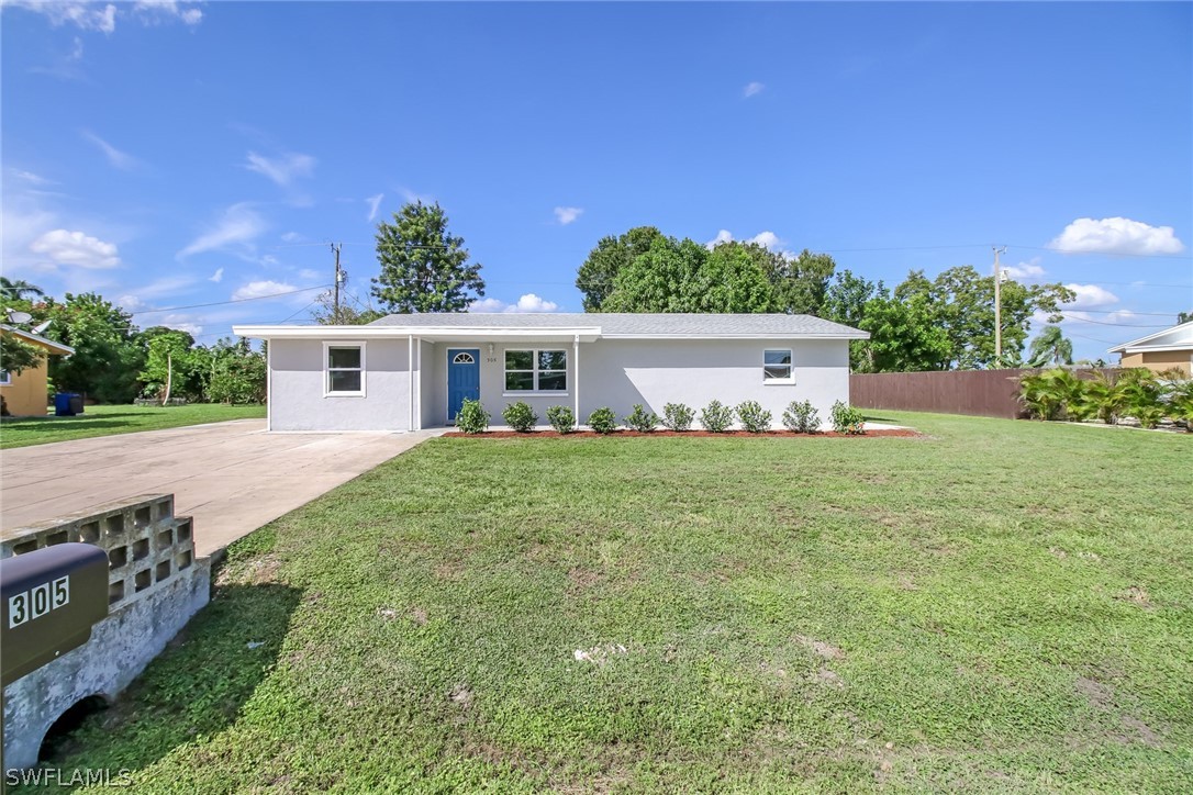 305 Jersey Road West Lehigh Acres, FL 33936 - Photo 4 of 25 Gallery Image 4