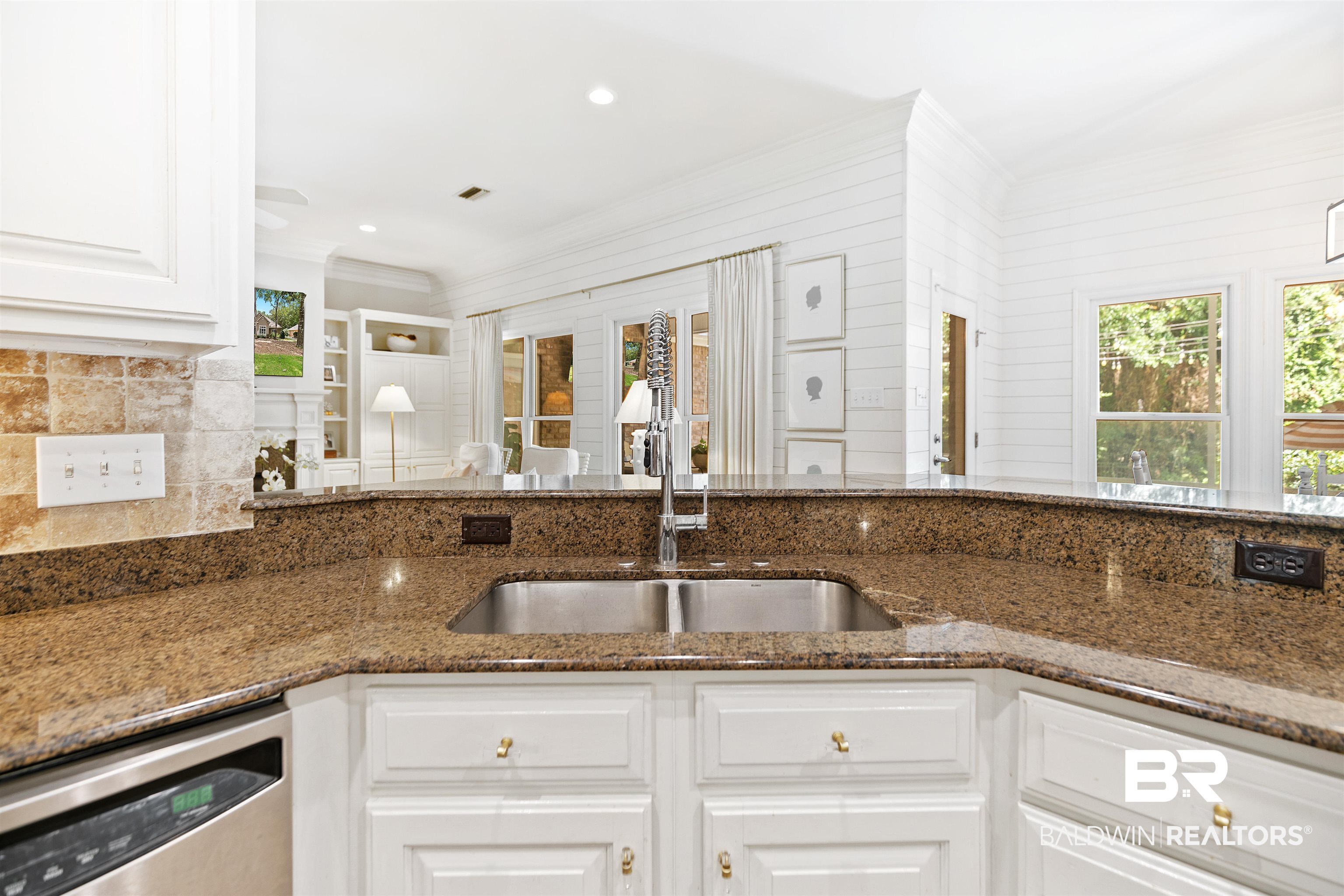 303 Cumberland Road Fairhope, AL 36532 - Photo 14 of 60