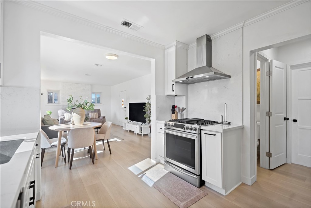 2338 Rochelle Avenue Monrovia, CA 91016 - Photo 11 of 27