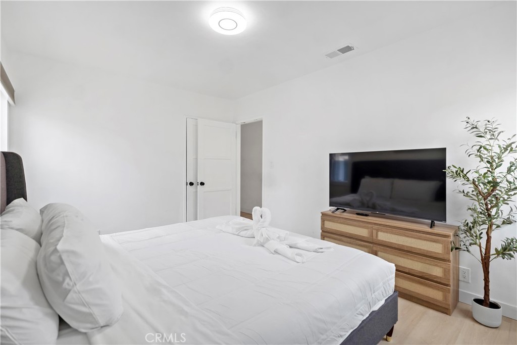 2338 Rochelle Avenue Monrovia, CA 91016 - Photo 18 of 27