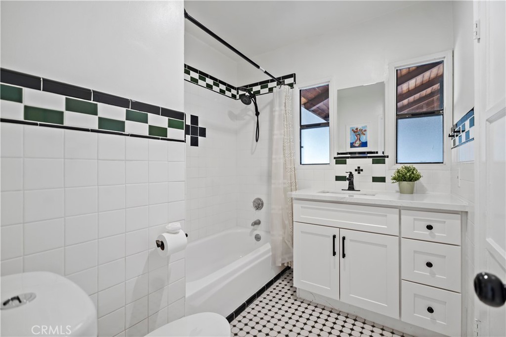 2338 Rochelle Avenue Monrovia, CA 91016 - Photo 20 of 27