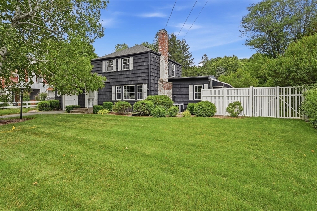 47 Fenway Drive Springfield, MA 01119 - Photo 28 of 42