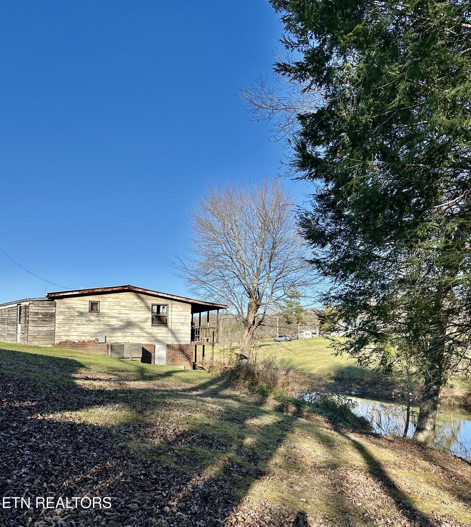 1500 Coalhill Road Sunbright, TN 37872 - Photo 20 of 20 IMG_2739
