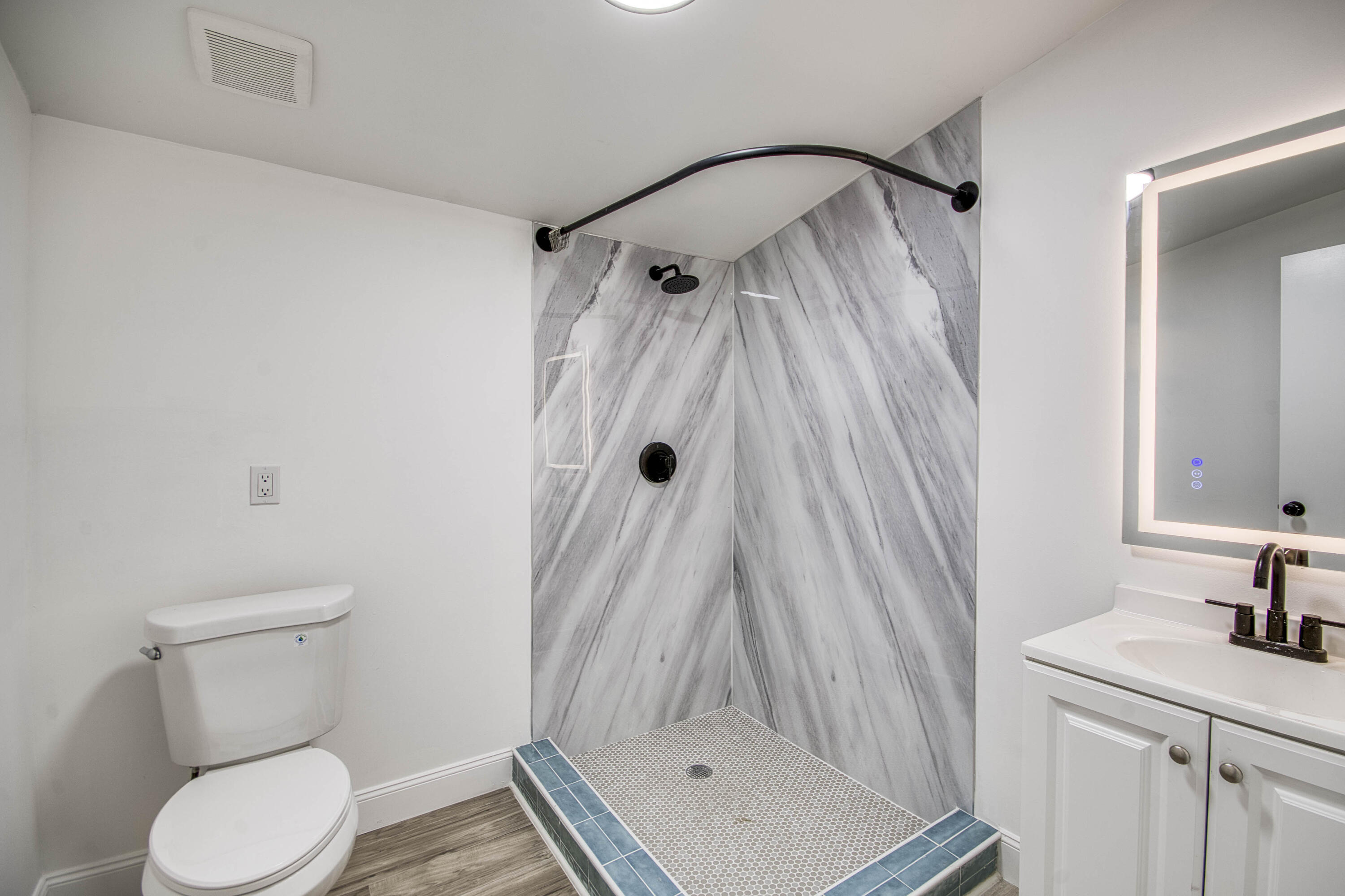 950 West 36th Street Riviera Beach, FL 33404 - Photo 12 of 18 _IMG5589_HDR