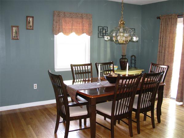 15 Wingate Road Weymouth, MA 02189 - Photo 8 of 21 Gallery Image 8