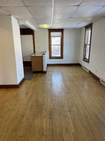 $1,395 | 212 South Water Street, Unit 2, Stoughton, WI 53589