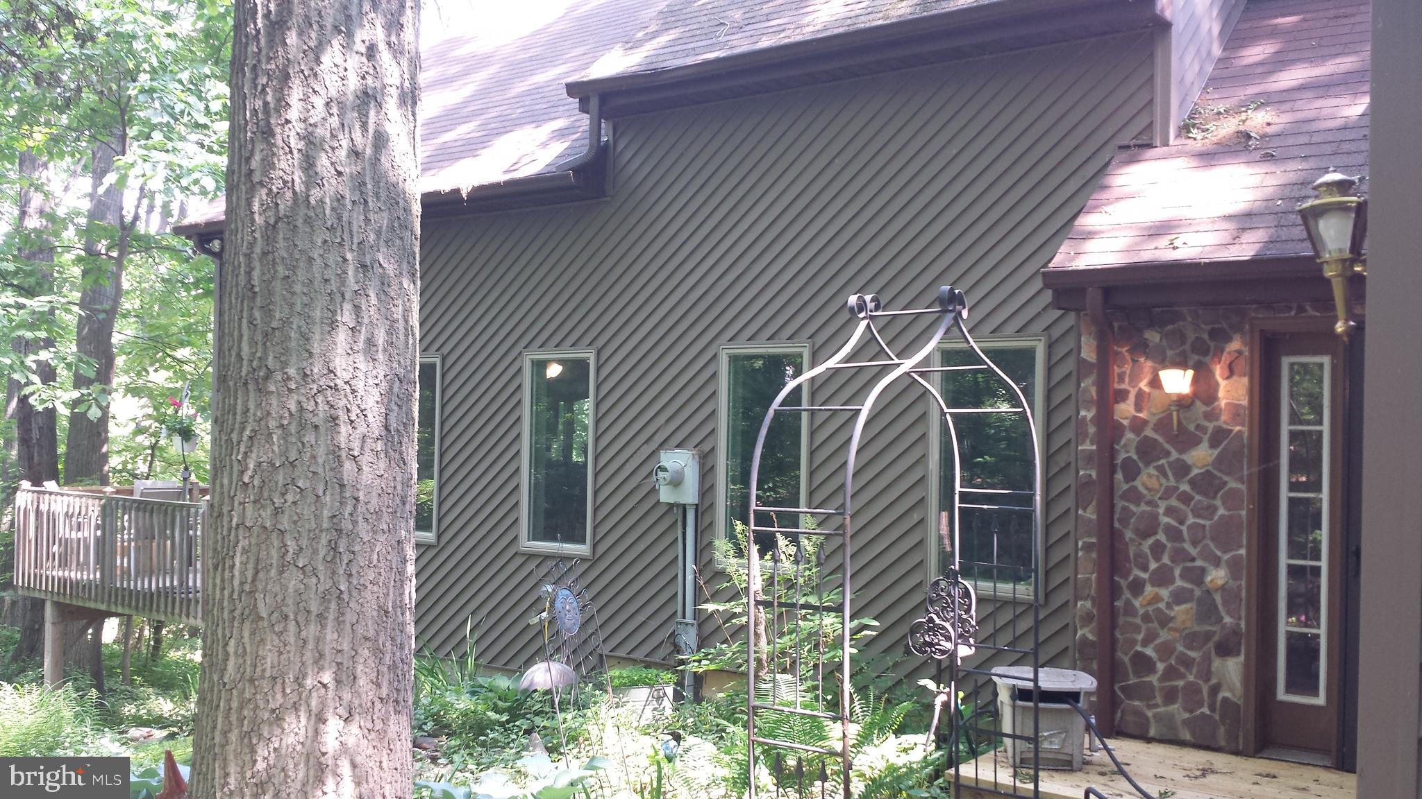 1529 Mt Zion Road Lebanon, PA 17046 - Photo 2 of 6