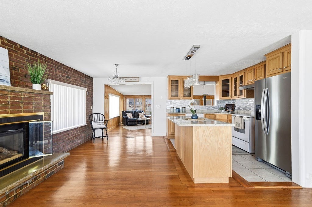 151 Wessagussett Road Weymouth, MA 02191 - Photo 12 of 42