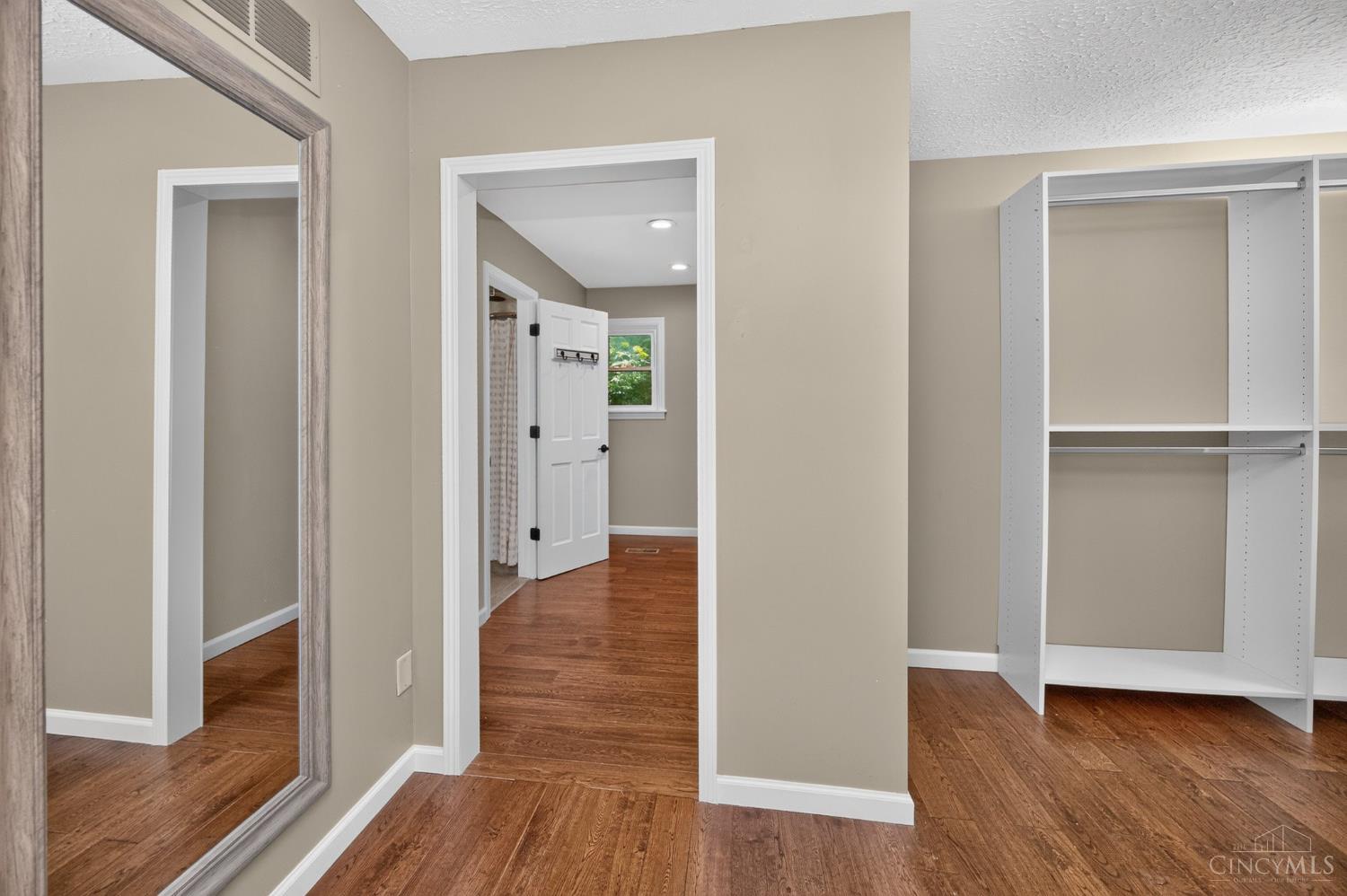 5921 Maud Hughes Road Hamilton, OH 45011 - Photo 40 of 82