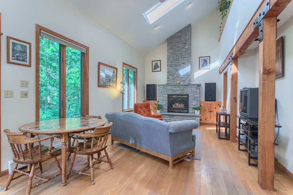 37 New Fitchburg Road Townsend, MA 01474 - Photo 7 of 27