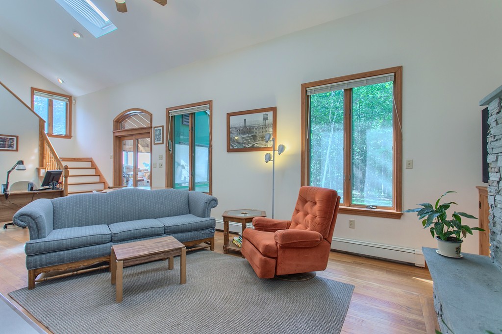 37 New Fitchburg Road Townsend, MA 01474 - Photo 10 of 27