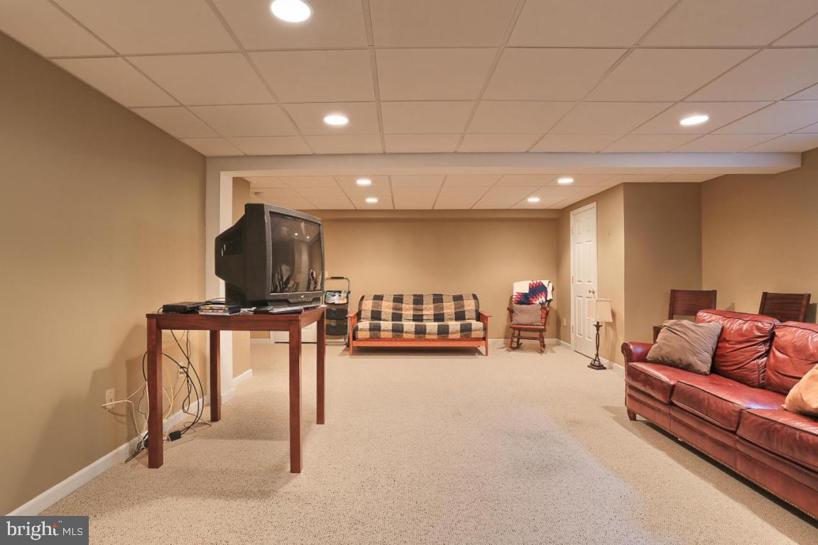 123 Sutherland Road Lancaster, PA 17603 - Photo 14 of 25 Gallery Image 14